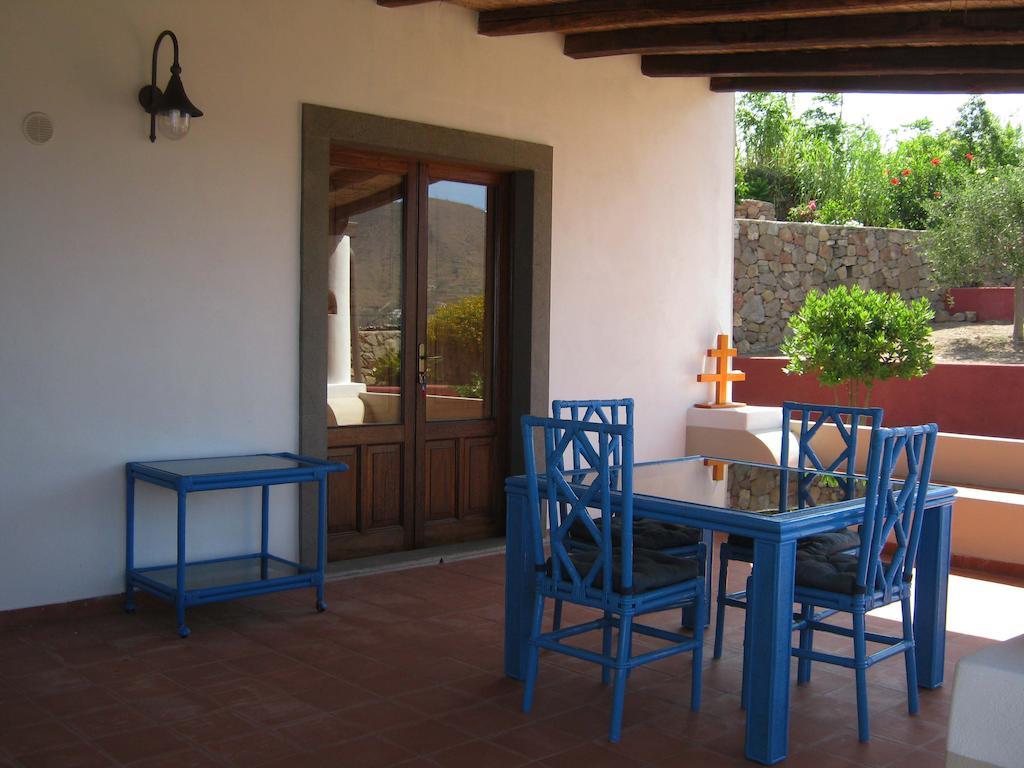 Casa Marta Daire Lipari  Oda fotoğraf