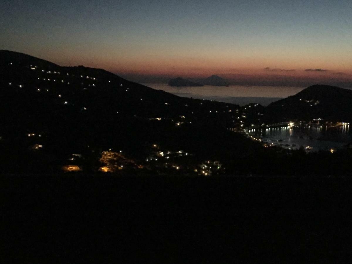 Casa Marta Daire Lipari  Dış mekan fotoğraf